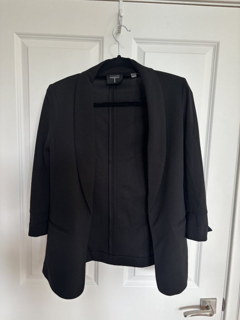 Tahari Black Open-Front Blazer with Shawl Collar, Size XS
